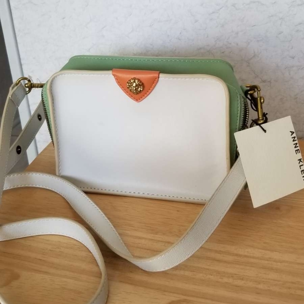 Colorblock Green and White Crossbody Bag, Anne Klein NWT